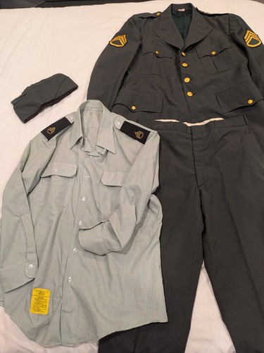 Vintage 1970s army green - vintage,